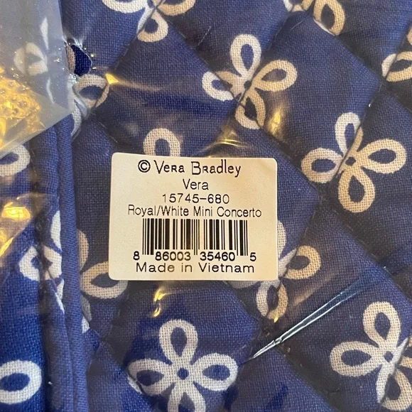 Vera Bradley-Vera Tote - Picture 4 of 4